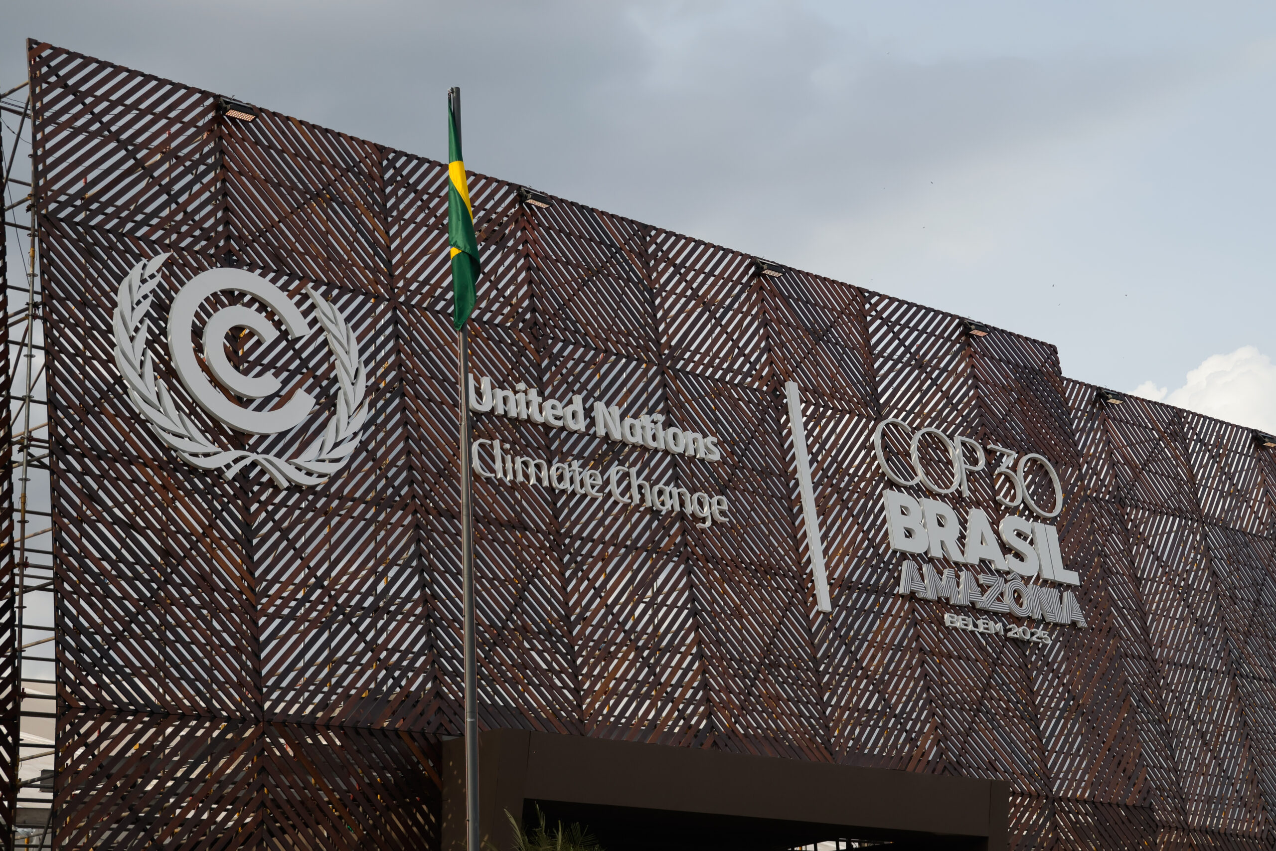 Read more about the article 【COP30直送】現場觀點：巴西準備好了嗎？論貝倫辦理大型國際活動的能力